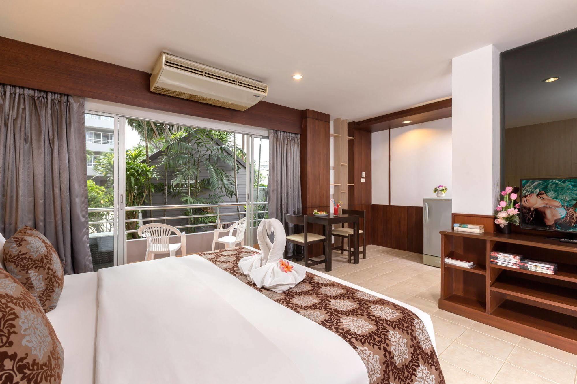 The Holiday Resort Pattaya Exterior foto