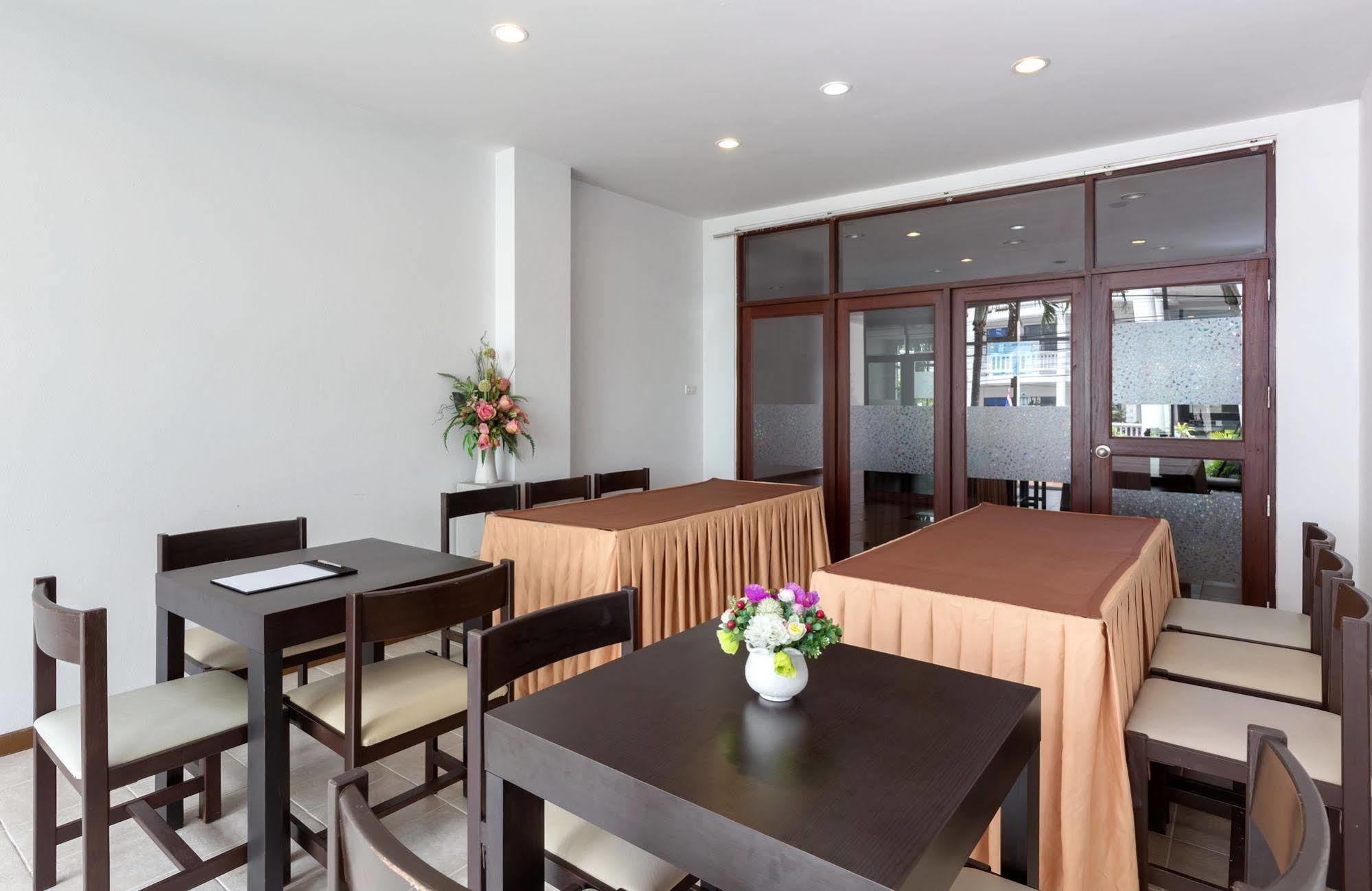 The Holiday Resort Pattaya Exterior foto